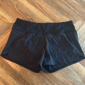 Lululemon Speed Up Mid-Rise Lined Short 4”